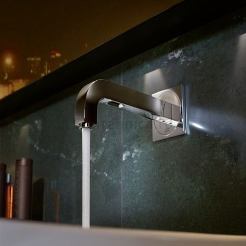 Смеситель для раковины Grohe электронный настенный, 39117000